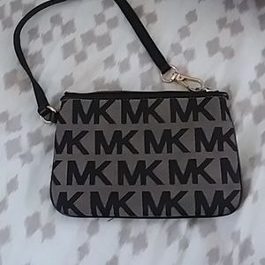 Michael Kors wristlet